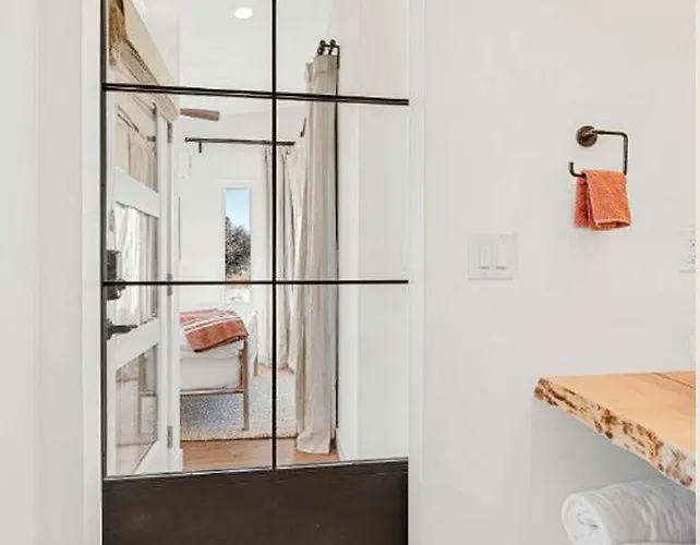 Holiday home Modern Desert Casita With Stargazing & Red Butte Views Near Grand Canyon, Arizona Williams